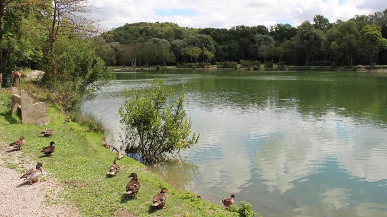 La Ferme Des Pierrettes Villa Menneville ภายนอก รูปภาพ